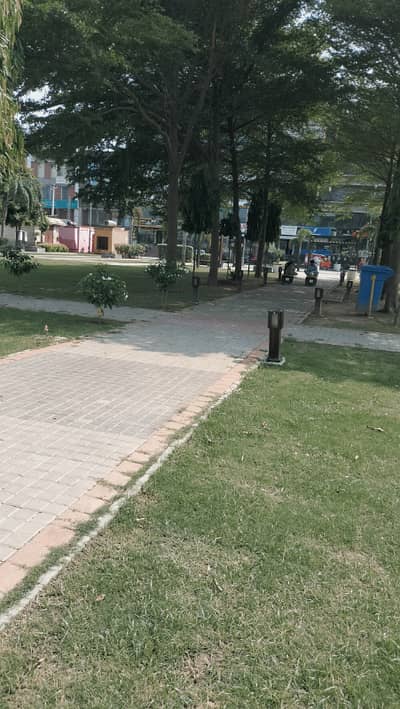 5 Marla plot for sale in orchard Green paragon city