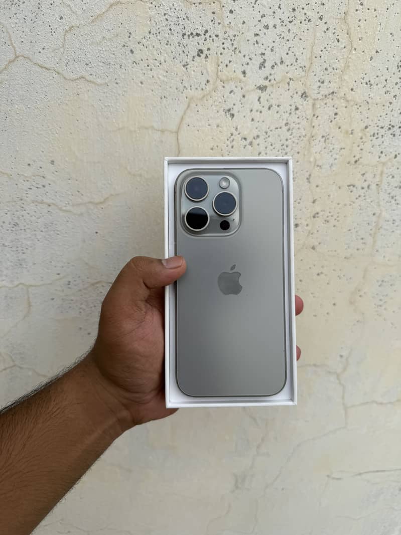 Apple iPhone 15 Pro 1