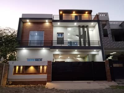 Wapda Town Phase 1 - Block E House Sized 5 Marla