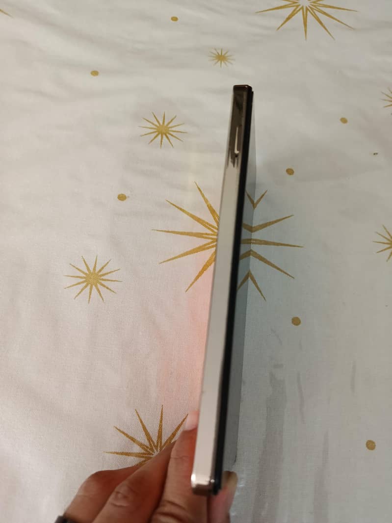 Infinix Note 30 10