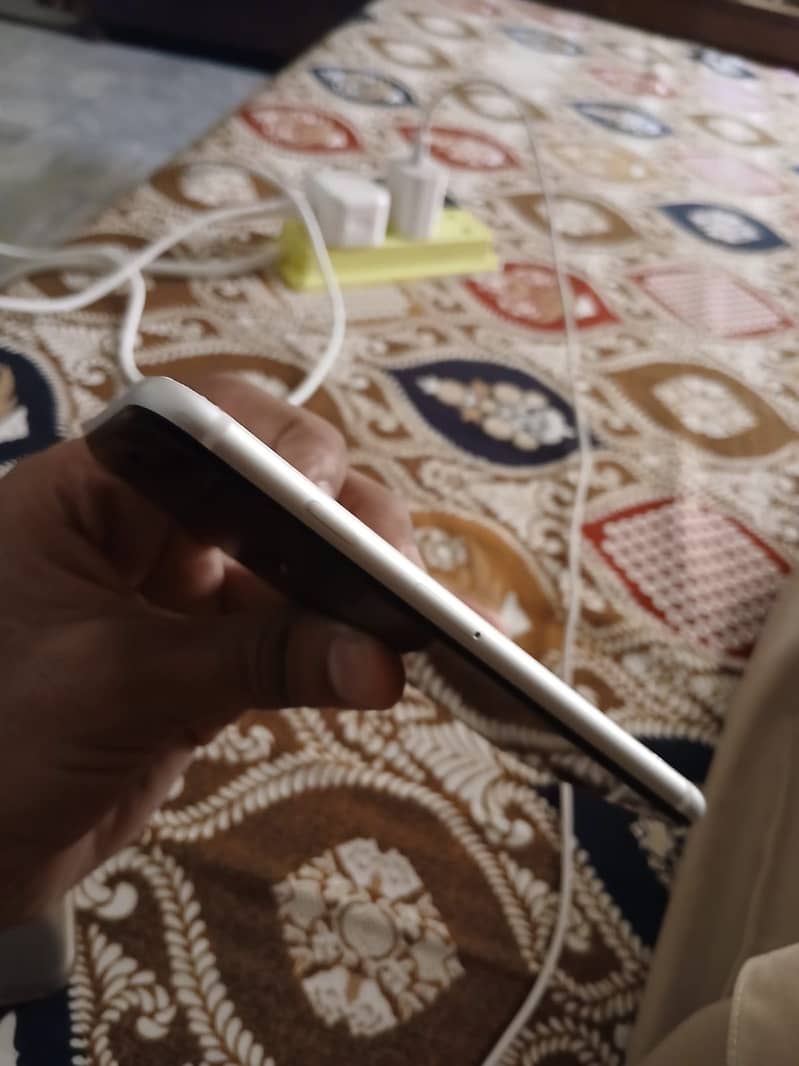 Apple iPhone SE 1