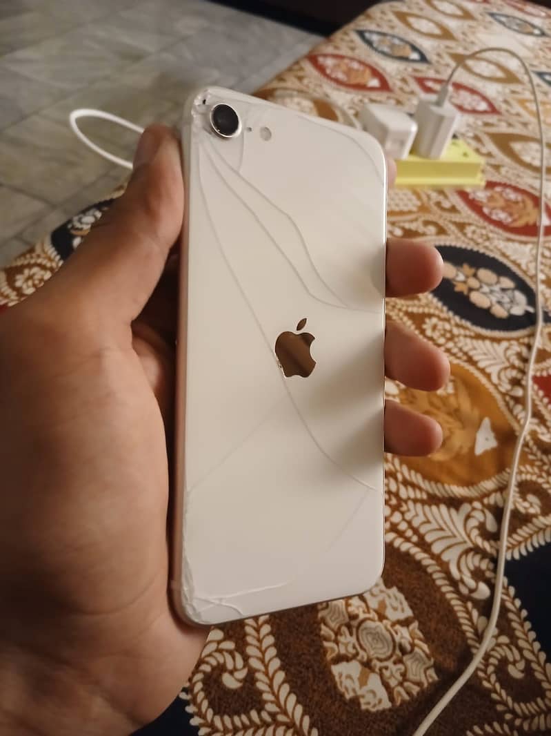 Apple iPhone SE 4