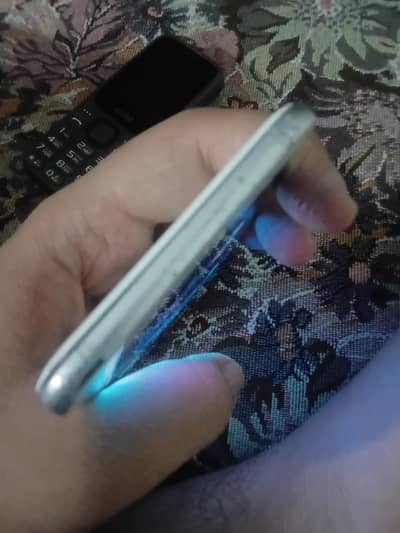 Samsung Mobile J7 exchange offer  good