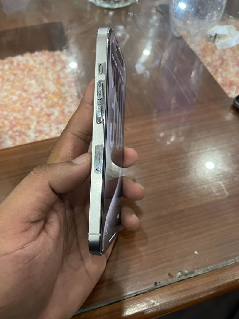 Apple iPhone 14 Pro 3