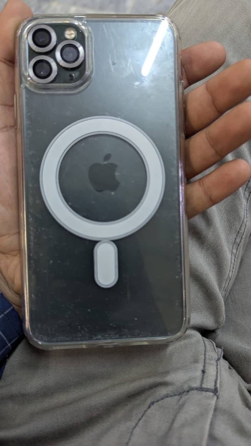 Apple iPhone 11 Pro Max 0