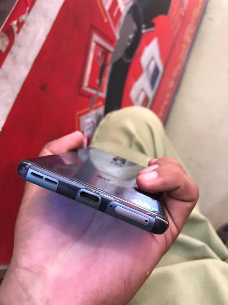 One Plus 8 5g 4