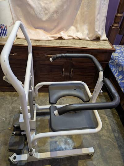 Electric Commode Chair patient lifter