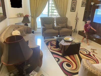 7 seater with tables