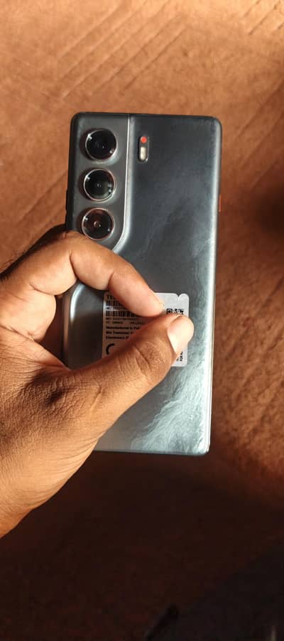Tecno CAMON 40 Pro