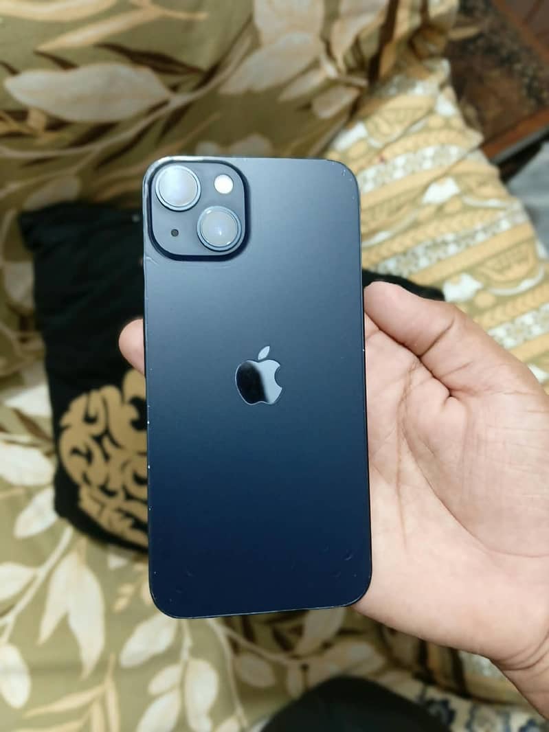 Apple iPhone 13 1