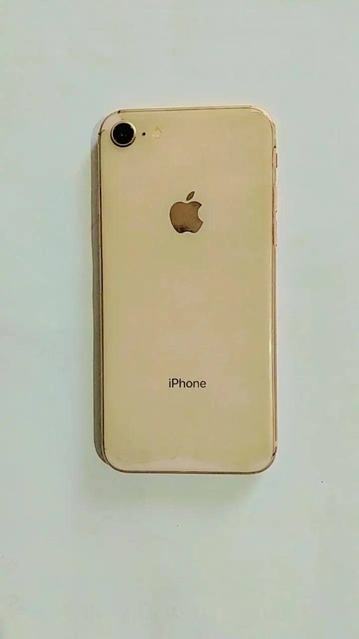 Apple iPhone 8 Plus 4