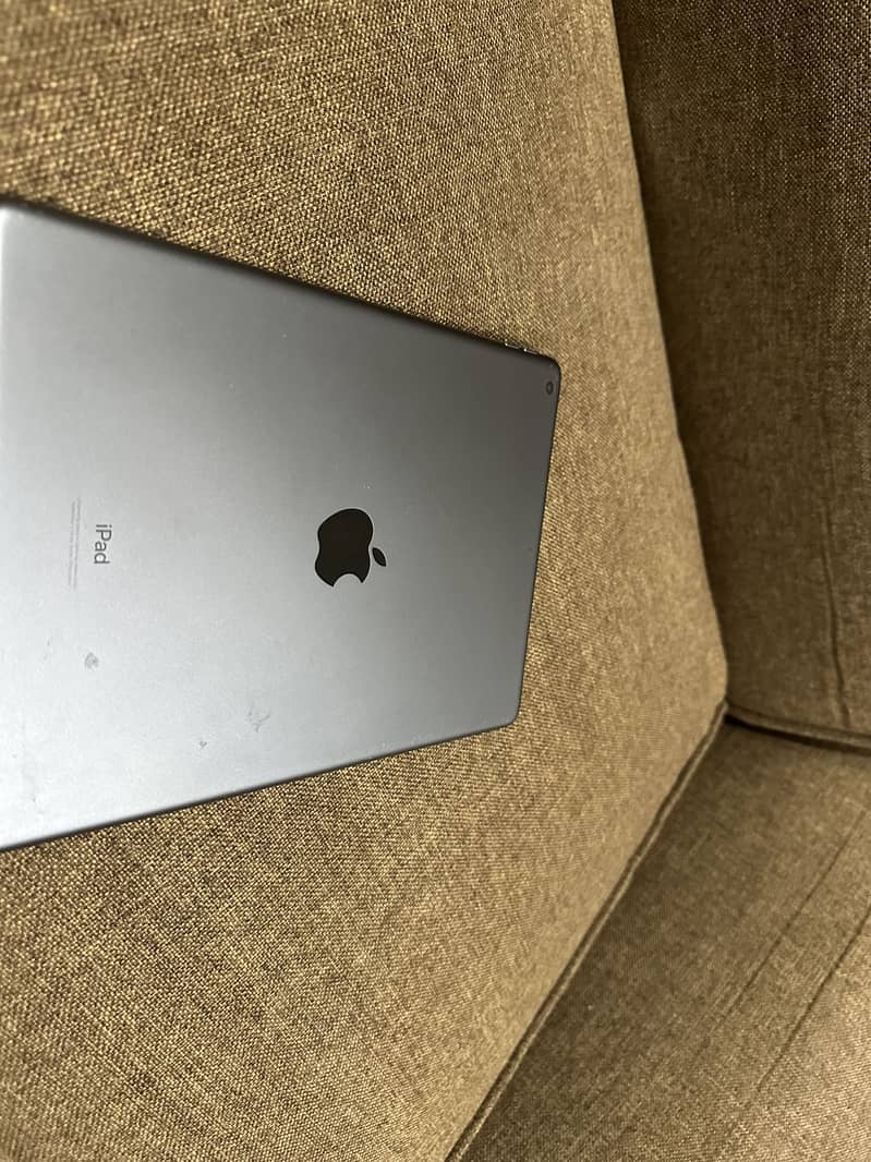 iPad 9 3