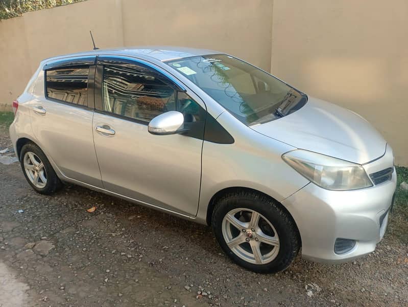 vitz 2011 model 1