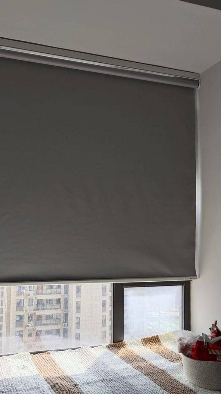 window blinds 16