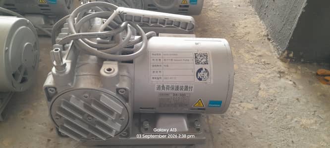 dry vacuum pump