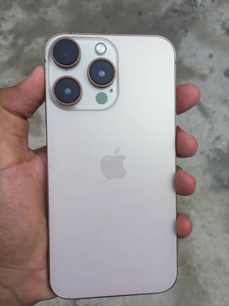Apple iPhone XR 1