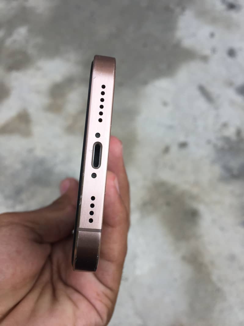 Apple iPhone XR 2