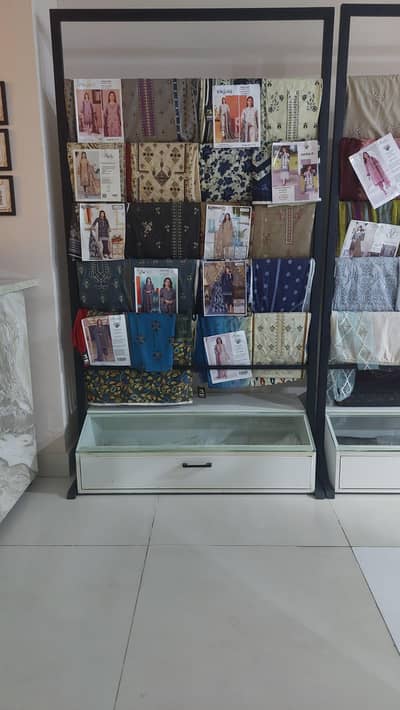Display Rack for Clothing Brands