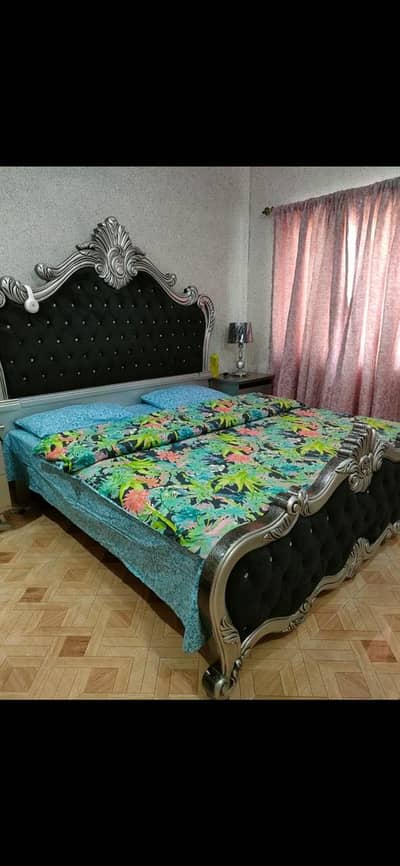 Wooden bed king size