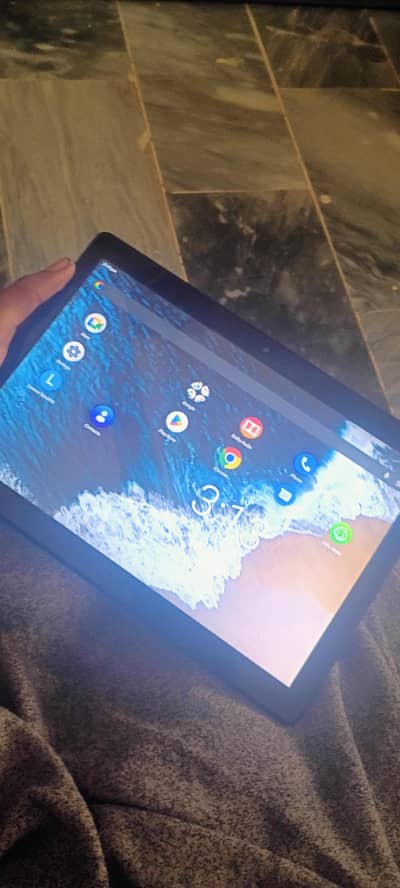 Lenovo m10 hd Plus tablet 2/16 supporting 256 GB SD card good for tab