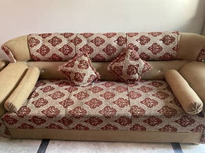 7 seater sofa set with curtains, good condition