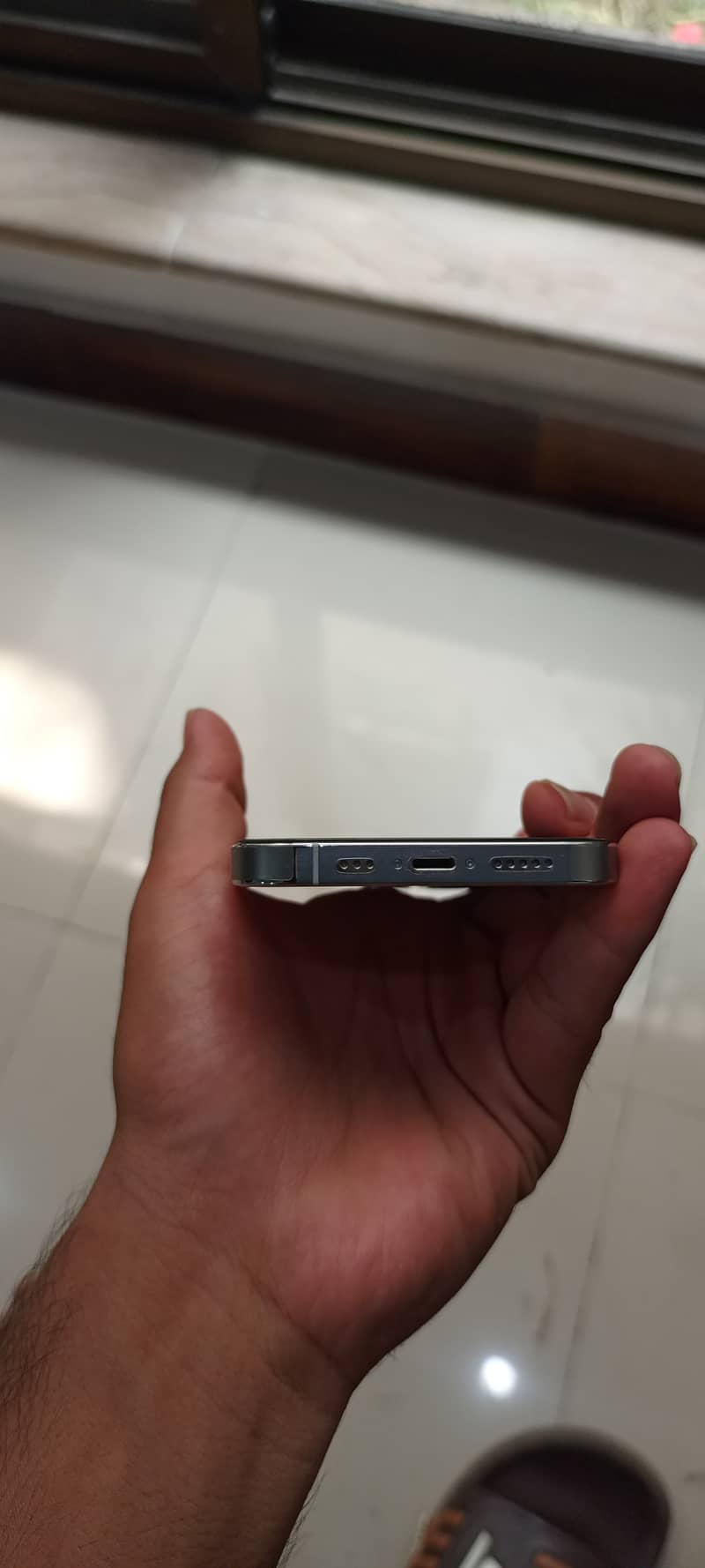 Apple iPhone 13 Pro 9