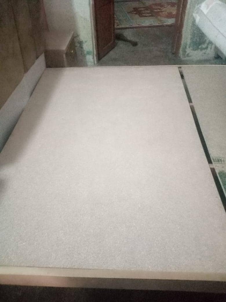 King size bed 5