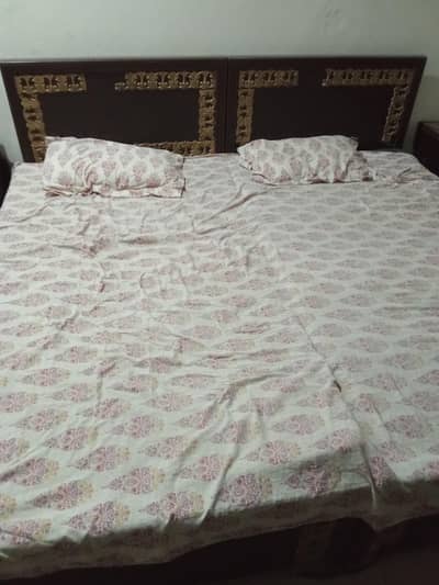 Single beds 2 with mattress with side table