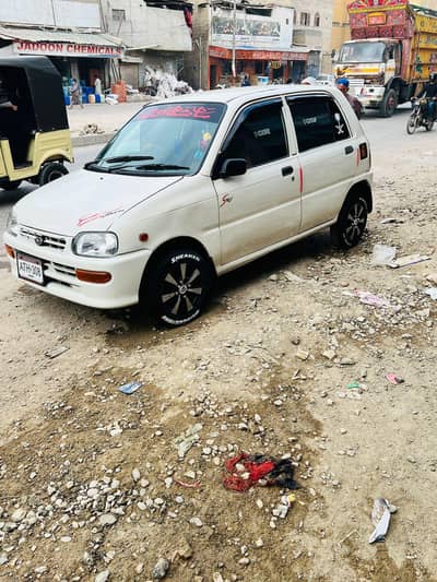 Daihatsu Cuore 2010