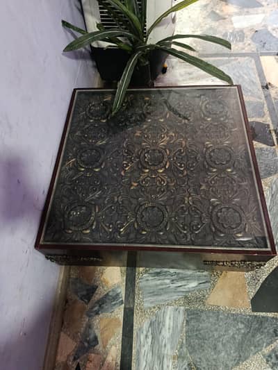 Santar Table