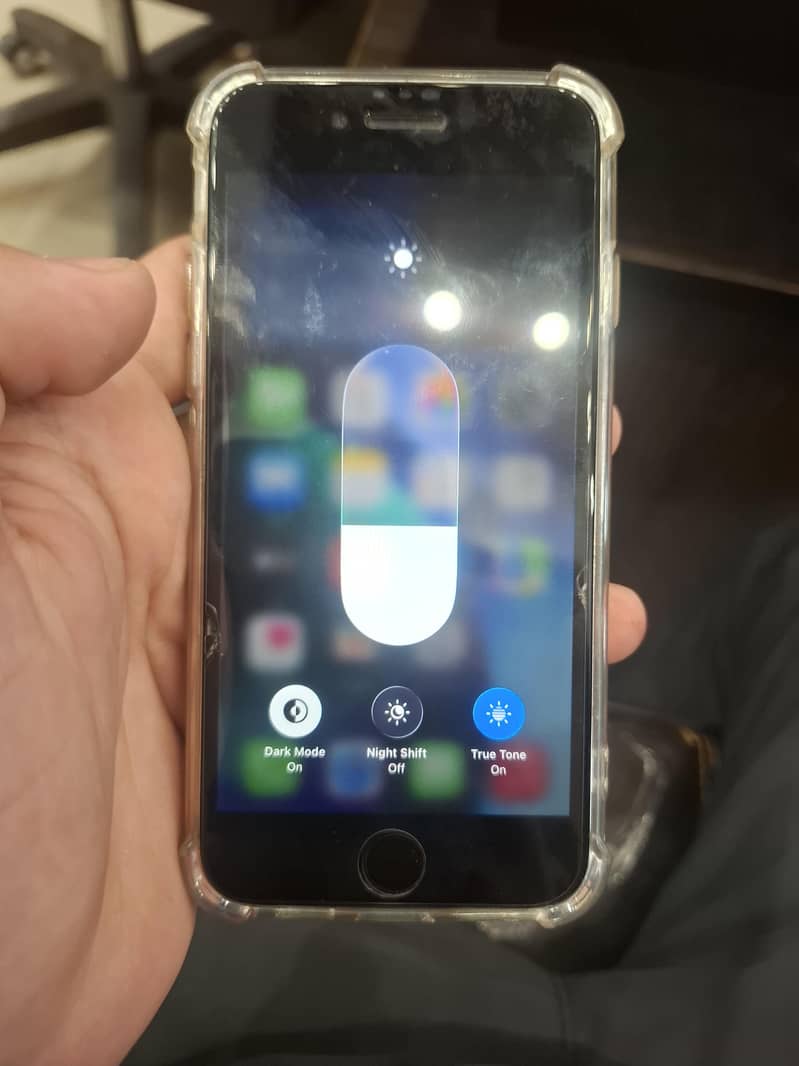 Apple iPhone SE 6