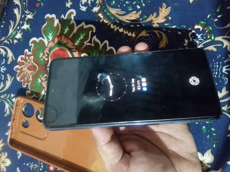 Tecno CAMON 20 2
