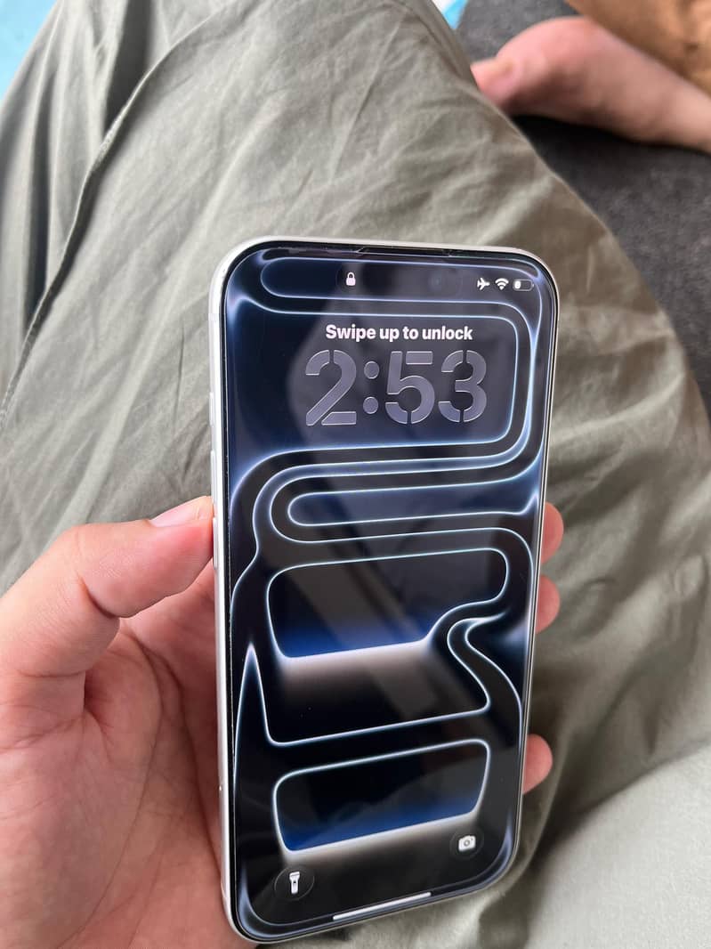 Apple iPhone 17 Pro Max 2