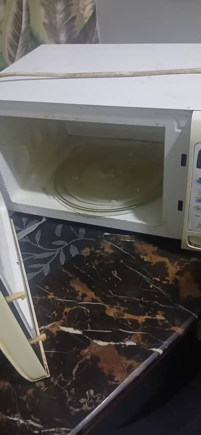 full size microwave oven