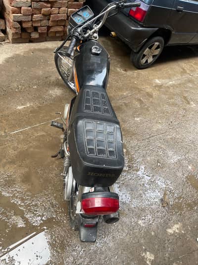 Honda CG 125 black