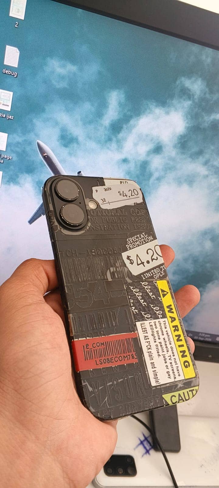 Apple iPhone 16 0