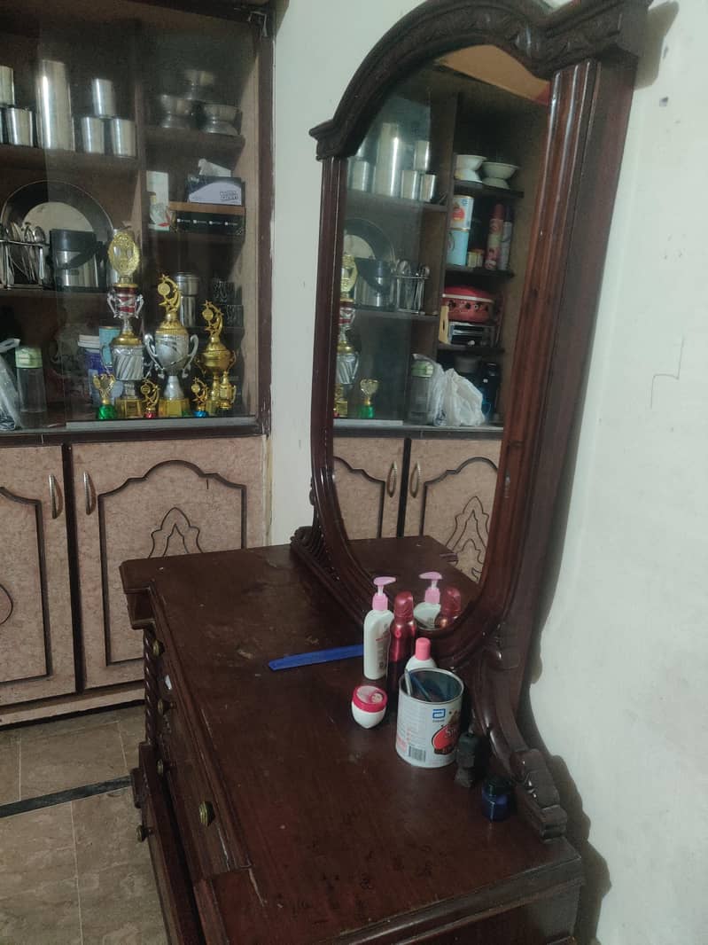 Dressing Mirror Table 1