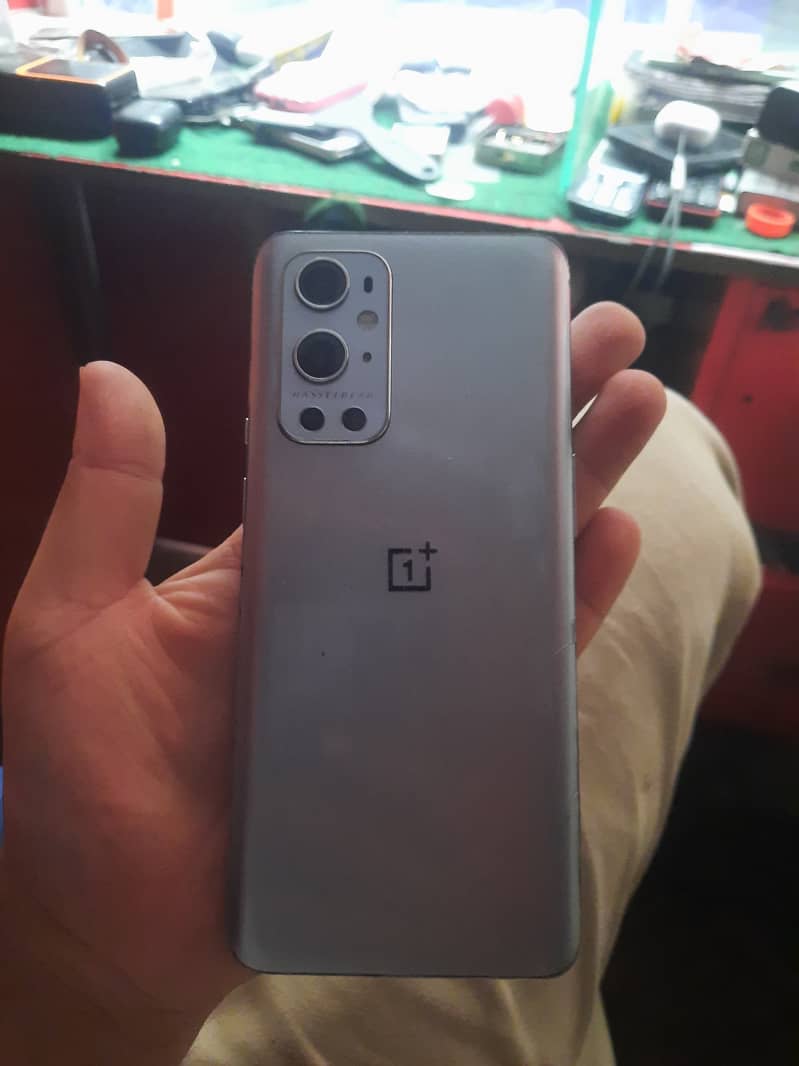 One Plus 9 Pro 0
