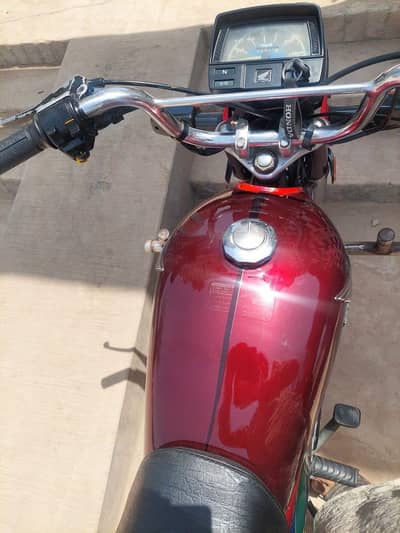 Honda 70 CD urgent for sale WhatsApp 03, 09, 66 , 98,137