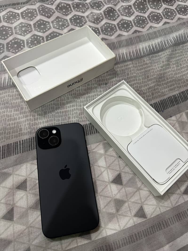 Apple iPhone 15 1