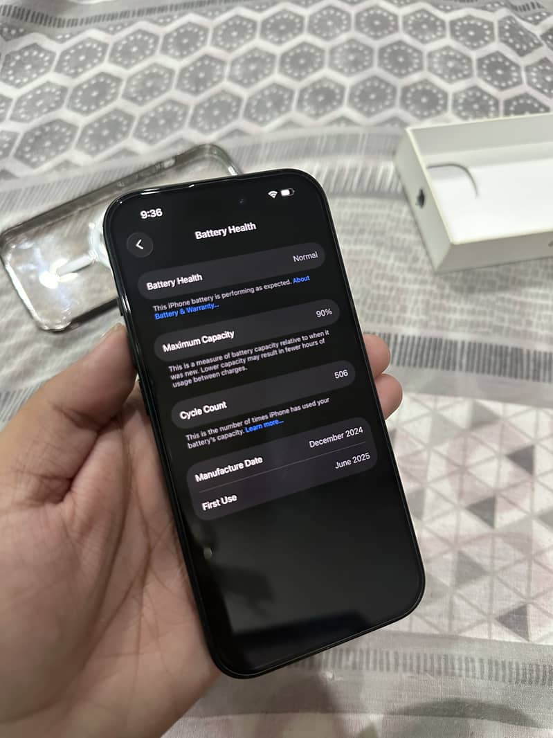 Apple iPhone 15 8