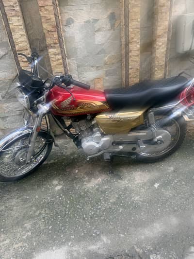 Honda 125 gold edition self start
