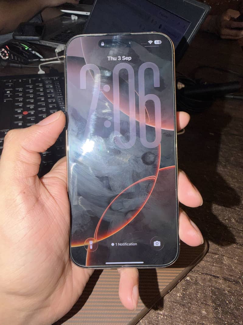 Apple iPhone 16 Pro Max 6