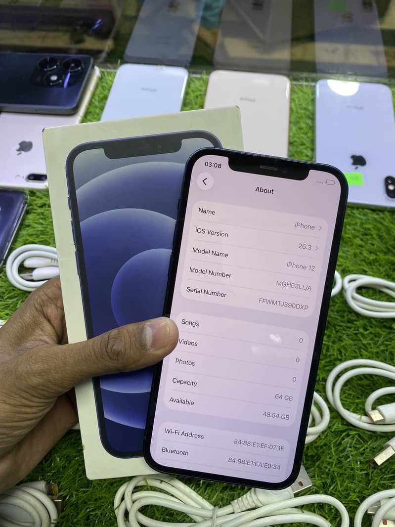 Apple iPhone 12 1