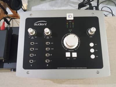 Audient id22 Audio Interface