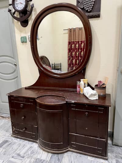 Wooden dressing table