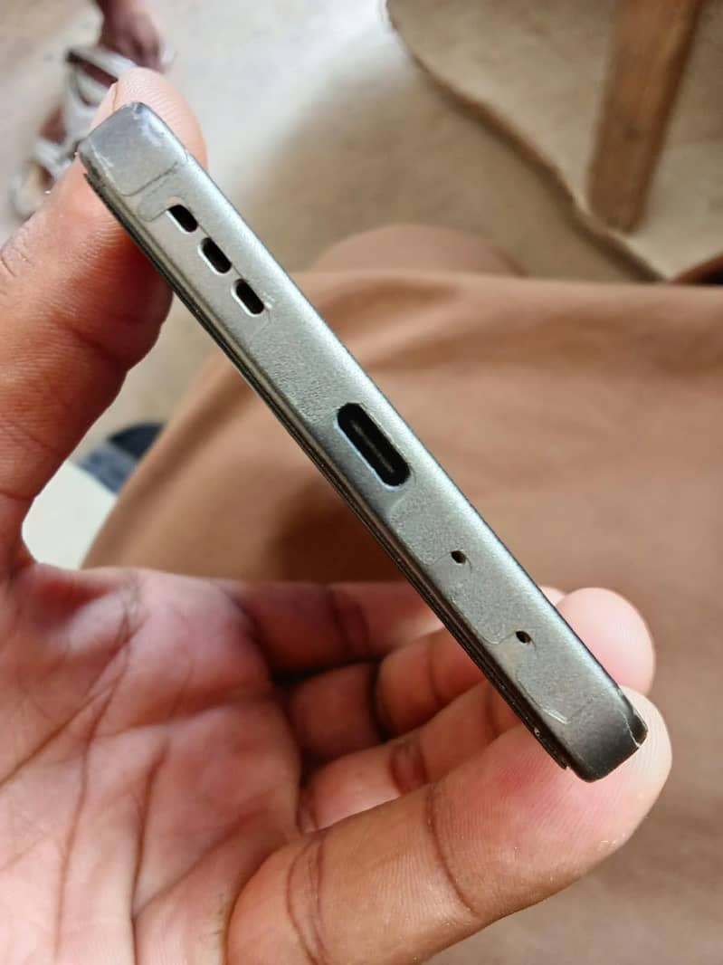 OPPO A5 Pro 4