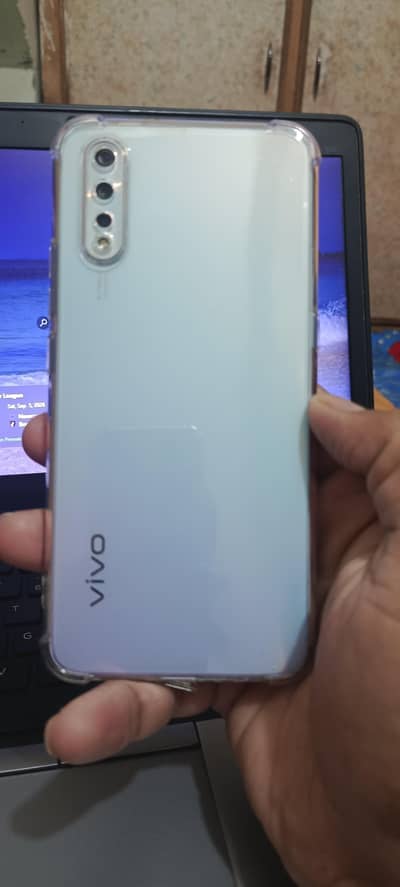 Vivo S1