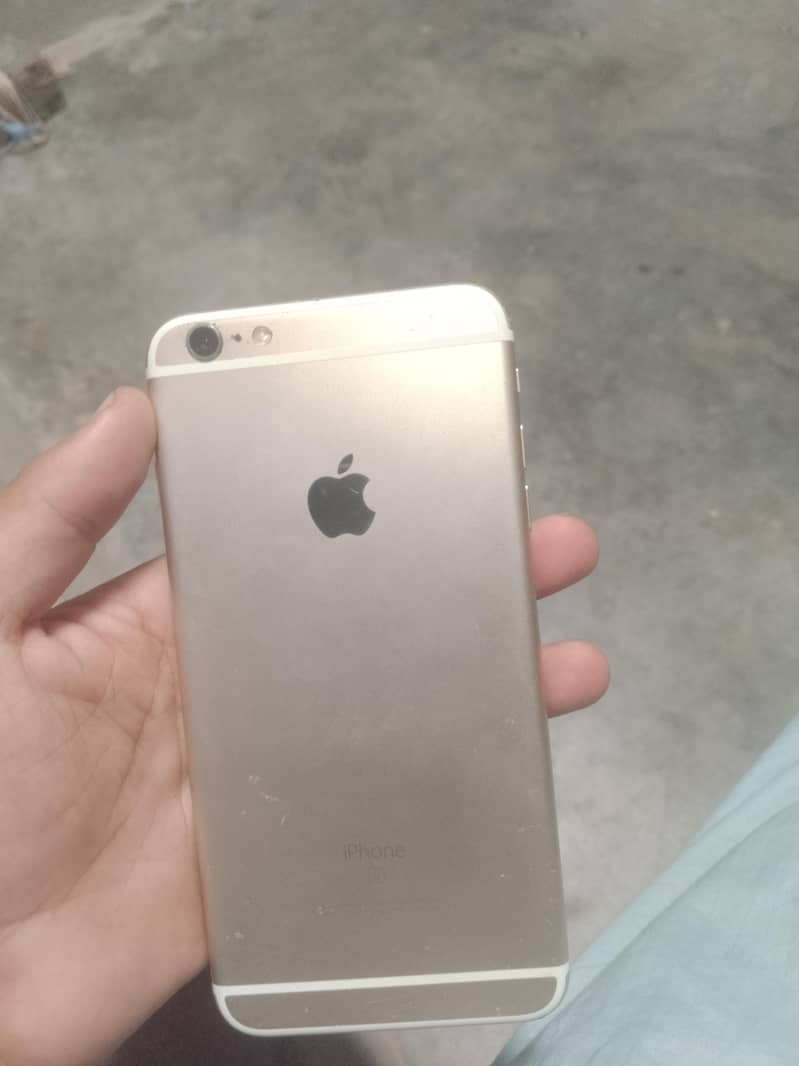 Apple iPhone 6S Plus 4