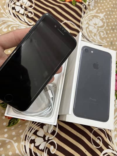 Apple iPhone 7